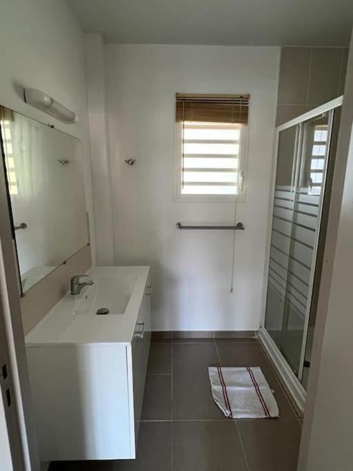 Beau Studio Proche De La Plage Camp de Remire Экстерьер фото